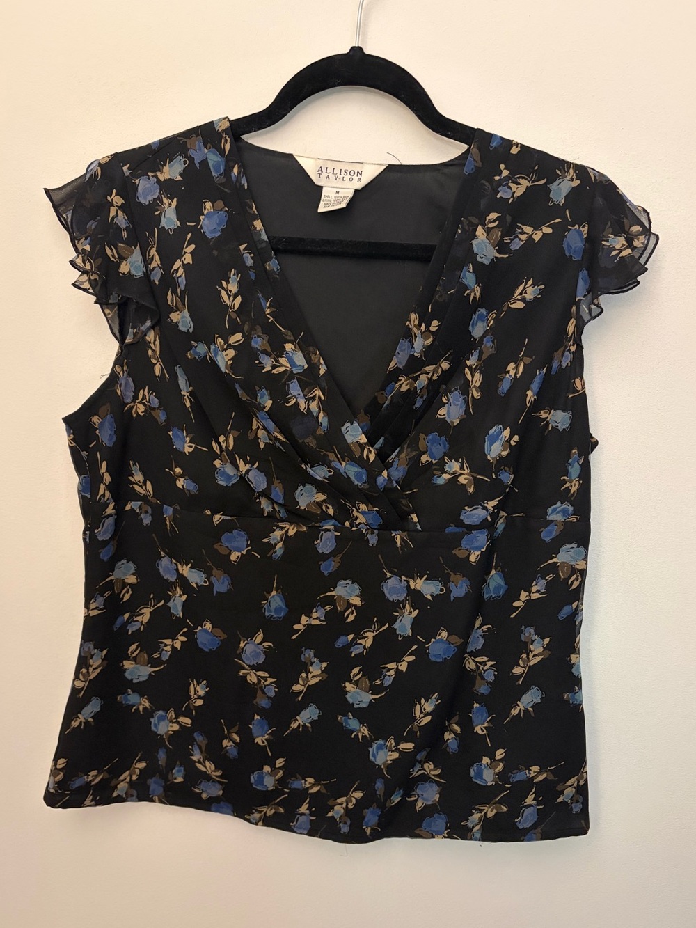 Allison Taylor 100% Silk Black Floral Blouse Size Medium
